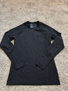 Figs Seamless Long Sleeve Shirt size small